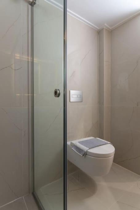 Apartment Luxloom Next To Hilton Athens